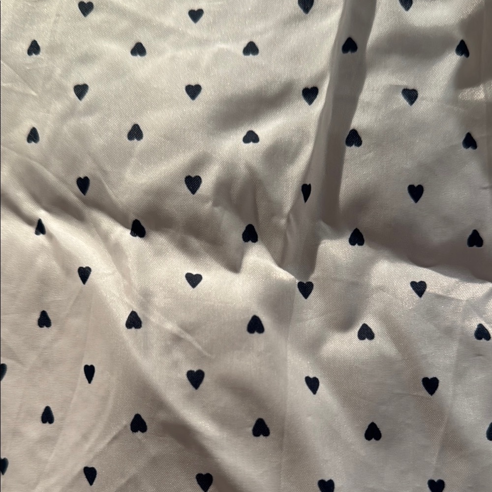 White & Navy Heart Pattern Button Down - image 2